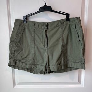 LOFT outlet cargo short - size 12